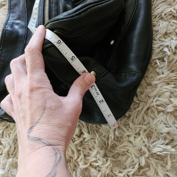 Olivia Harris Black Leather Chunky Handbag - Picture 4 of 11